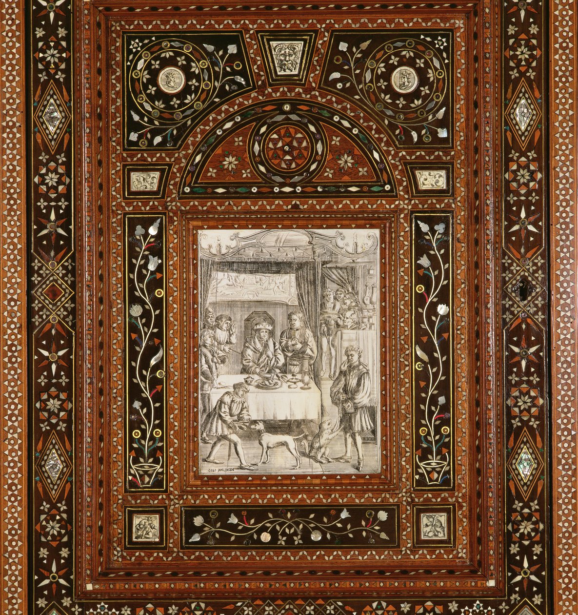 تفاصيل نقش على العاج ، بعد Memling (c.1433-94) ، من خزانة تُعطى إلى Mary Queen of Scots (1542-87) و Francis II (1544-60) كهدية زفاف (خشب وعاج مطعّم) ( انظر 162449) بواسطة المدرسة الايطالية