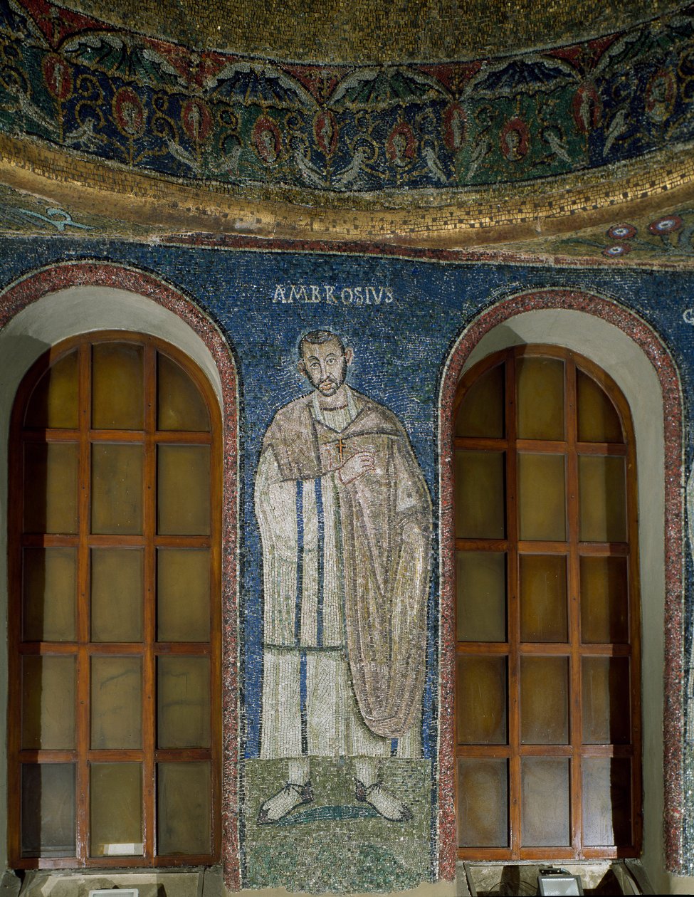 تمثيل القديس أمبروز في ميلان (سانت أمبروجيو) فسيفساء من القرن الخامس. Sacellum de San Vittore في سيل دورو ، ميلانو بواسطة المدرسة الايطالية