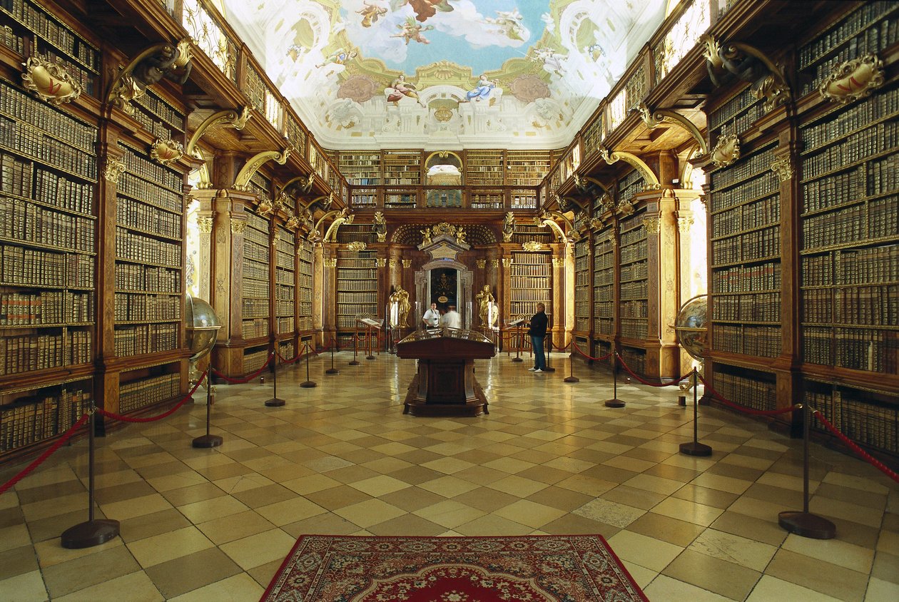 منظر لمكتبة دير ملك تم إنجازه في مشروع لجاكوب براندتور (1660-1726). أوائل القرن الثامن عشر. النمسا بواسطة جاكوب براندتاور