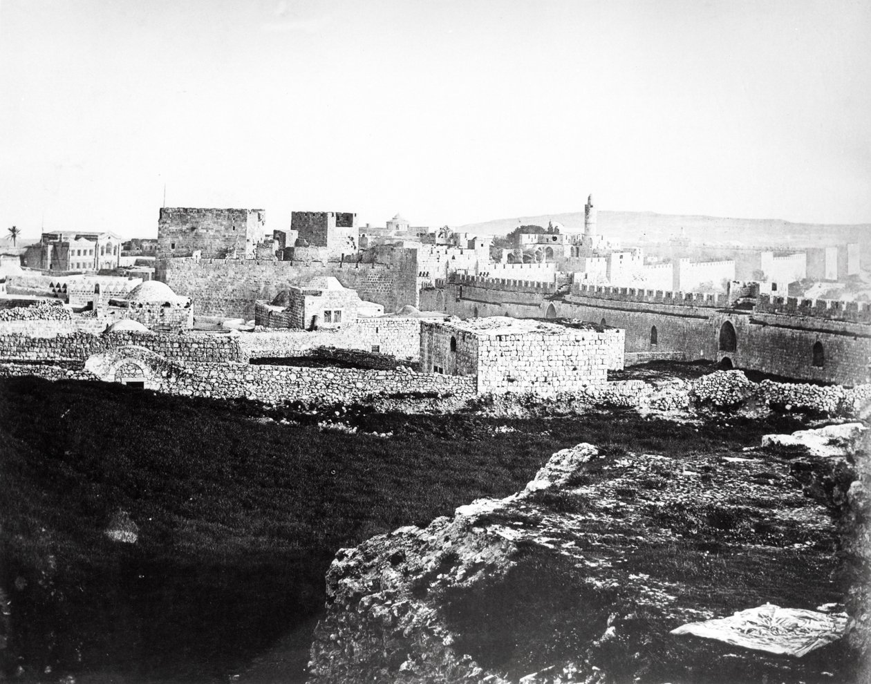 كنيسة المسيح وبوابة يافا ، القدس ، 1857 بواسطة فيليس بيتو