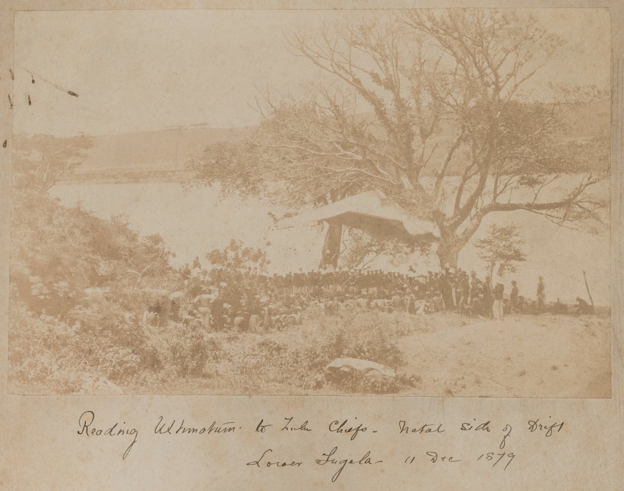 قراءة إنذار نهائي لرؤساء الزولو على جانب ناتال من Drift Lower Tugela ، 11 ديسمبر 1878 بواسطة جيمس لويد