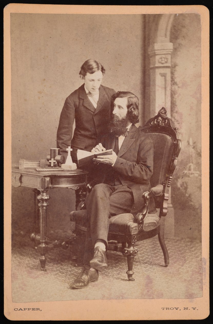 صورة لصموئيل إدوارد وارن 1831-1909 مع أحد الطلاب ، قبل عام 1877. بواسطة جيمس إم كابر