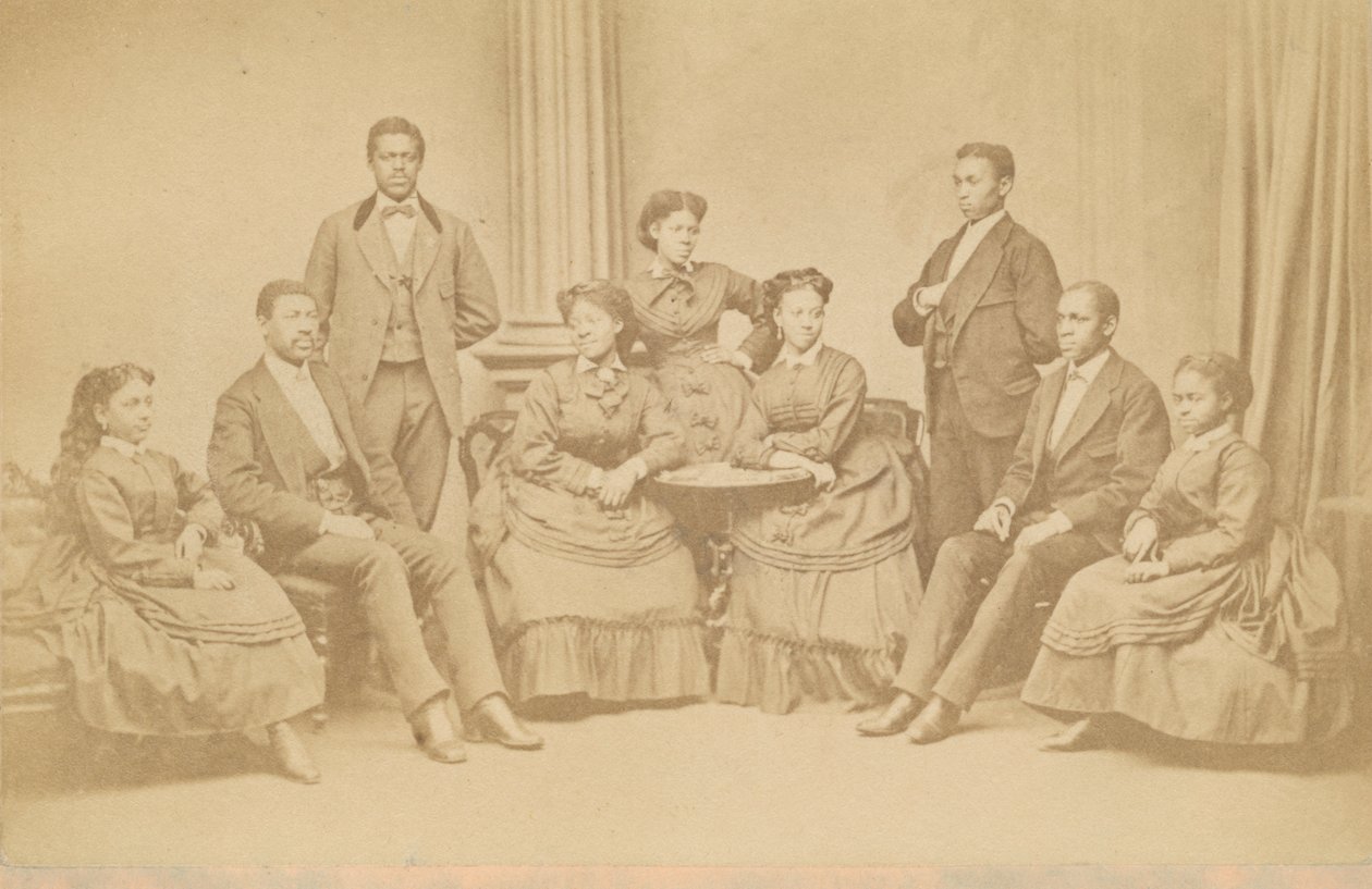 Carte-de-visite of the Jubilee Singers ، 1872 ، طُبع لاحقًا. بواسطة جيمس والاس بلاك