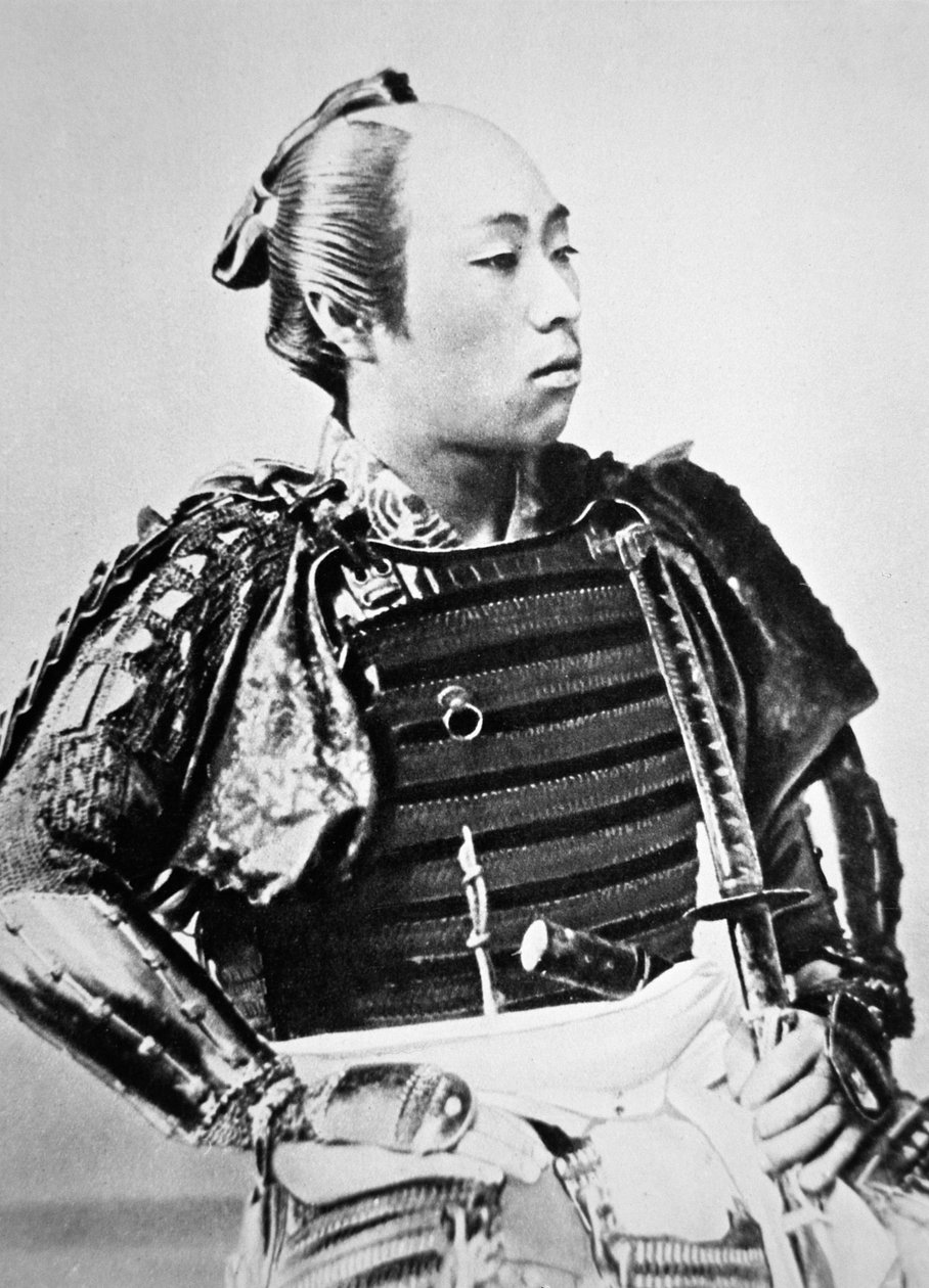 Samurai of Old Japan with traditional hairstyle (b/w photo) بواسطة مصور ياباني