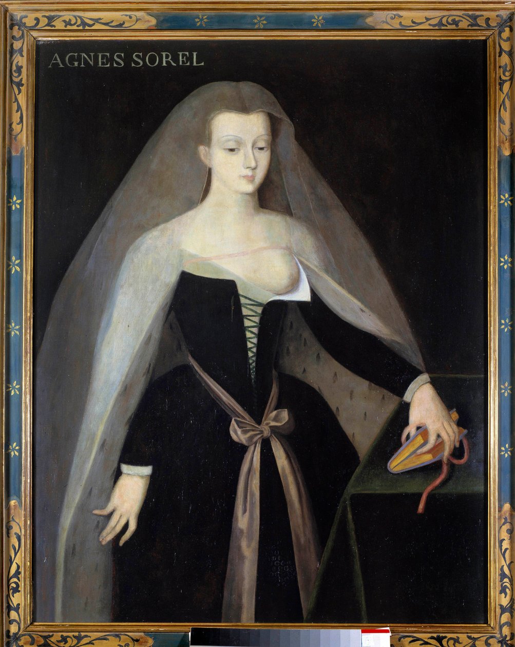 Portrait of Agnes Sorel (1422-1450) (Lady of Beaute sur Marne) (Beaute-sur-Marne), favorite of King Charles VII (1422-1461) Her breast is denude. Painting after Jean Fouquet 16th century, Chateau royal de Loches - Portrait of Agnes Sorel (1422-1450) (lady  بواسطة جان (بعد) فوكيه
