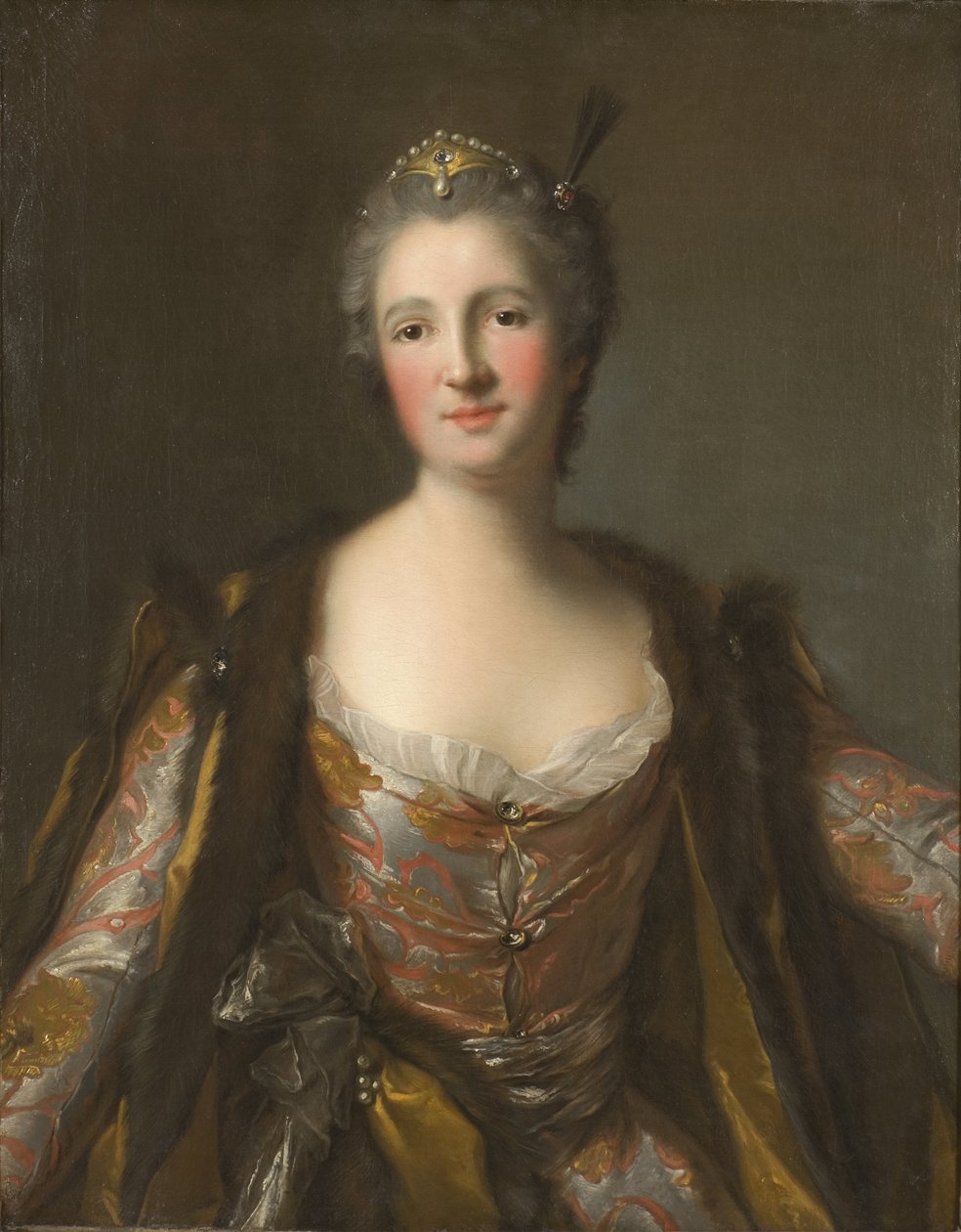 إليزابيث كاثرين دي بيسنفال ، ماركيز دي بروجلي ، إن سلطان - ماركيز دي بروجلي (1718-1777) ، ني فريين فون بيسنفال فون برونستات ، في دور سلطانة ، بواسطة ناتير ، جان مارك (1685-1766). زيت على قماش. الأبعاد ١٧٤٢: ٨١ × ٦٣ سم. متحف ستوكهولم الوطني بواسطة جان مارك ناتييه