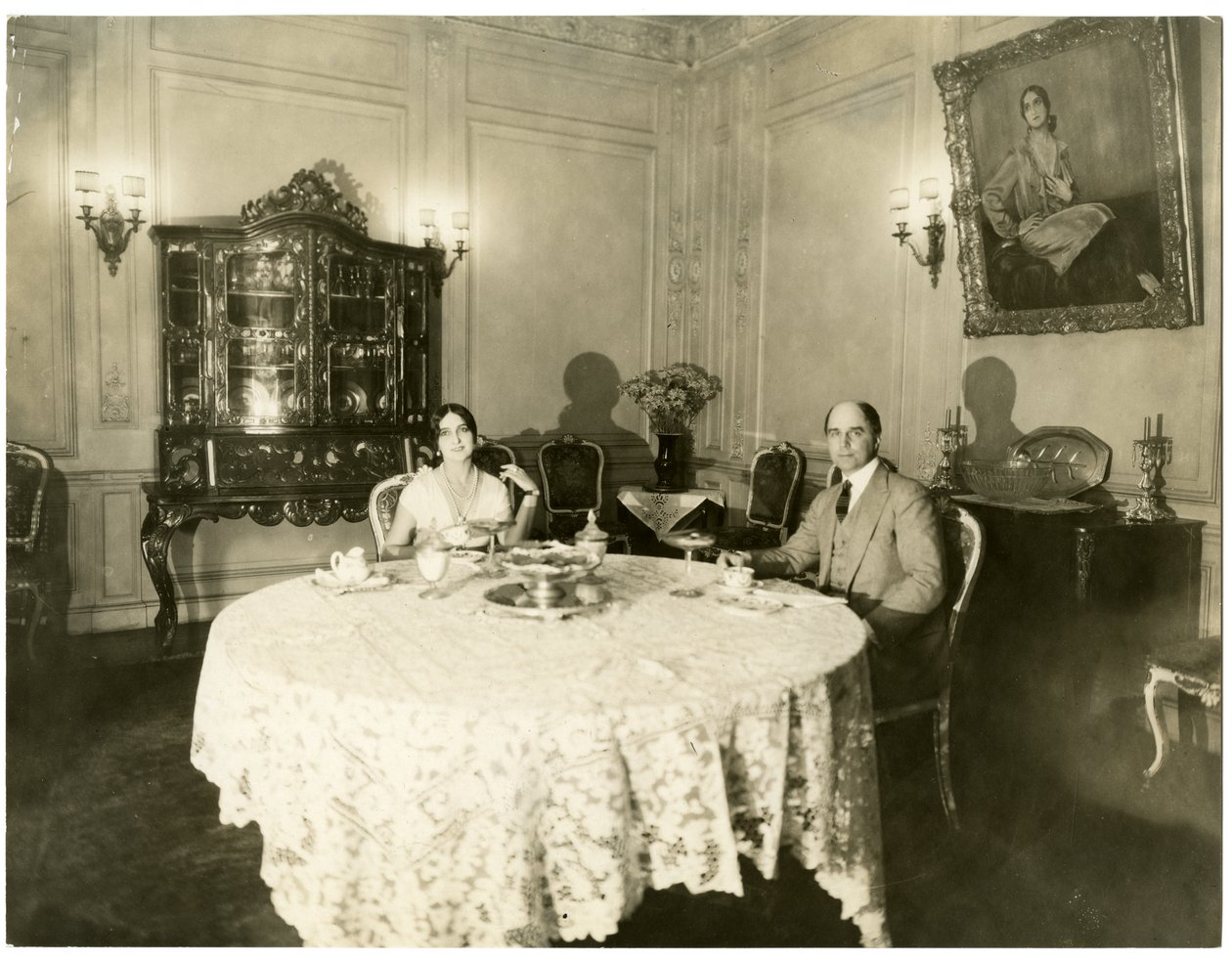 مايكل فوكين وزوجته فوكينا ، حوالي 1926-1936 (صورة فضية من الجيلاتين) بواسطة جيسي تاربوكس بيلز