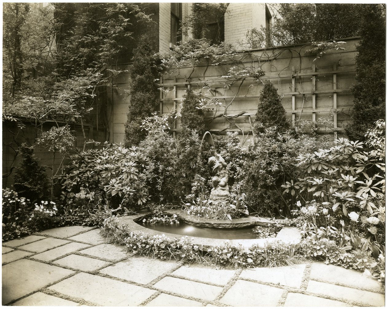 السيد والسيدة John Morgan ، 39 W 11 St ، Greenwich Village ، نيويورك ، الولايات المتحدة الأمريكية ، حوالي 1939-40 (صورة فضية من الجيلاتين) بواسطة جيسي تاربوكس بيلز