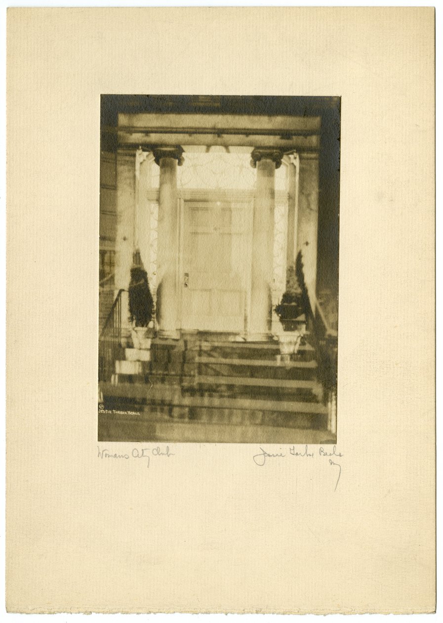 نادي مدينة المرأة ، بوسطن ، ماساتشوستس ، الولايات المتحدة الأمريكية ، حوالي 1902-10 (صورة فضية من الجيلاتين) بواسطة جيسي تاربوكس بيلز