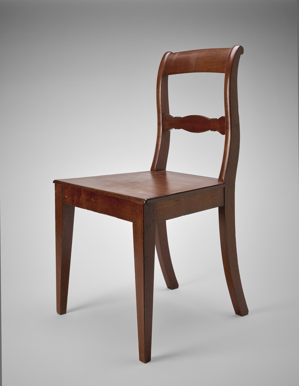 كرسي جانبي ، 1845-60 (جوز أسود) بواسطة يوهان مايكل (Attr.to) جان