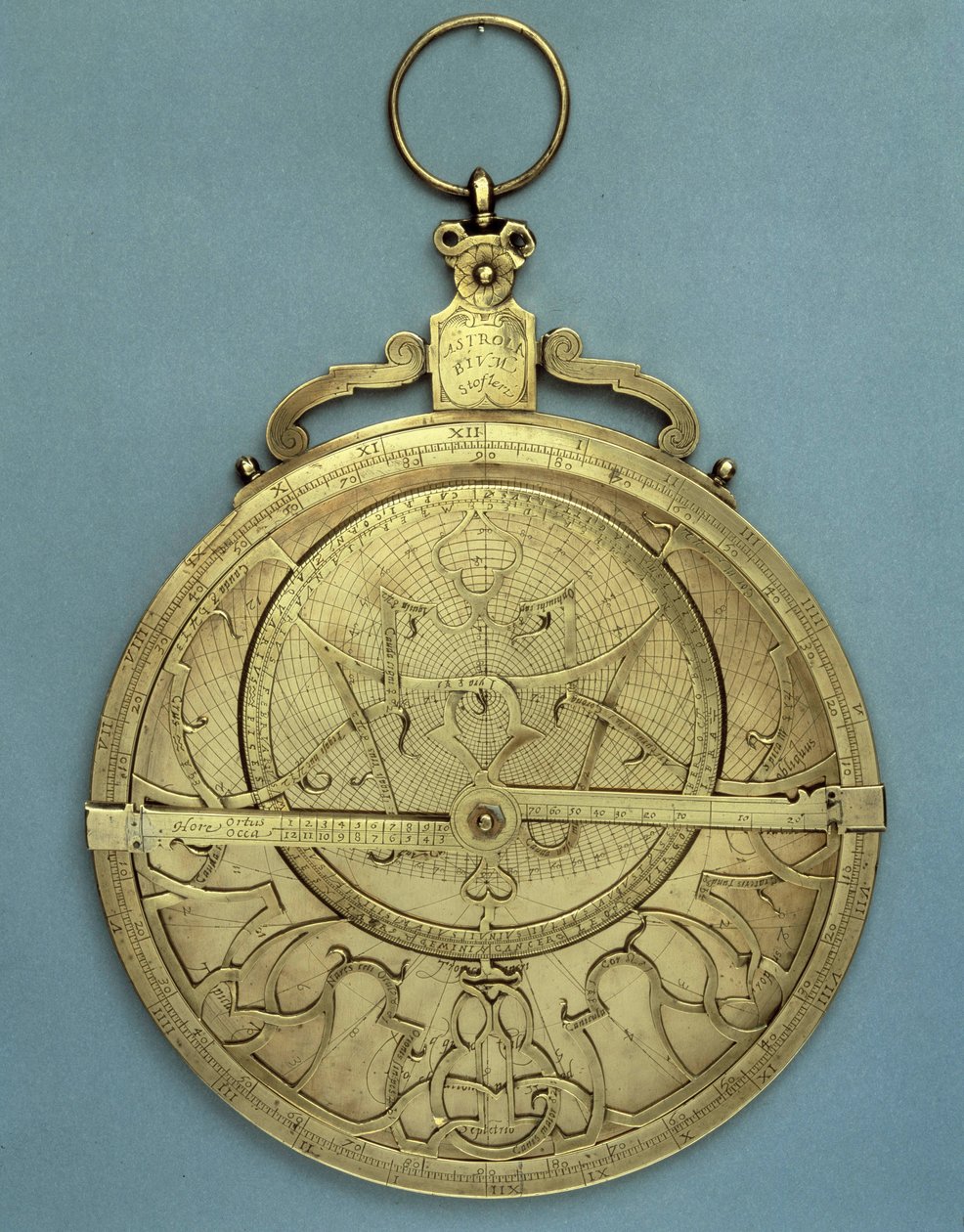 Astronomical instrument: an astrolabe by Johannes Stoeffler (Stoffler) (1452-1531), made in the 16th century. Paris, Brieux Collection بواسطة يوهانس ستوفلر
