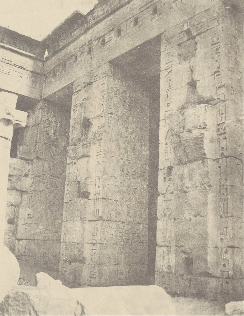 (مدينة هابو ، قصر رمسيس الثاني ، الفناء الثاني ، الجانب الشرقي) بواسطة جون بيسلي غرين