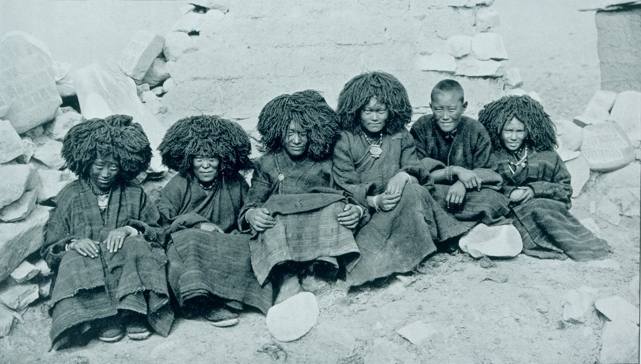 راهبات من دير تا تشانج ، 1887-1908 بواسطة جون كلود وايت