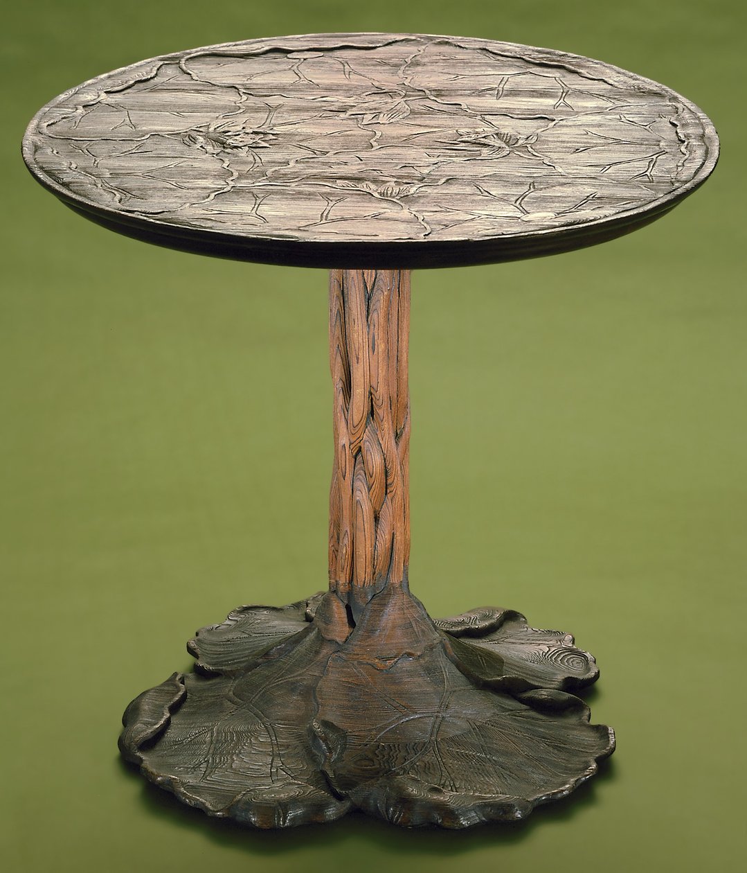 طاولة لوتس ، c.1903-07 (خشب السرو) بواسطة جون سكوت برادستريت