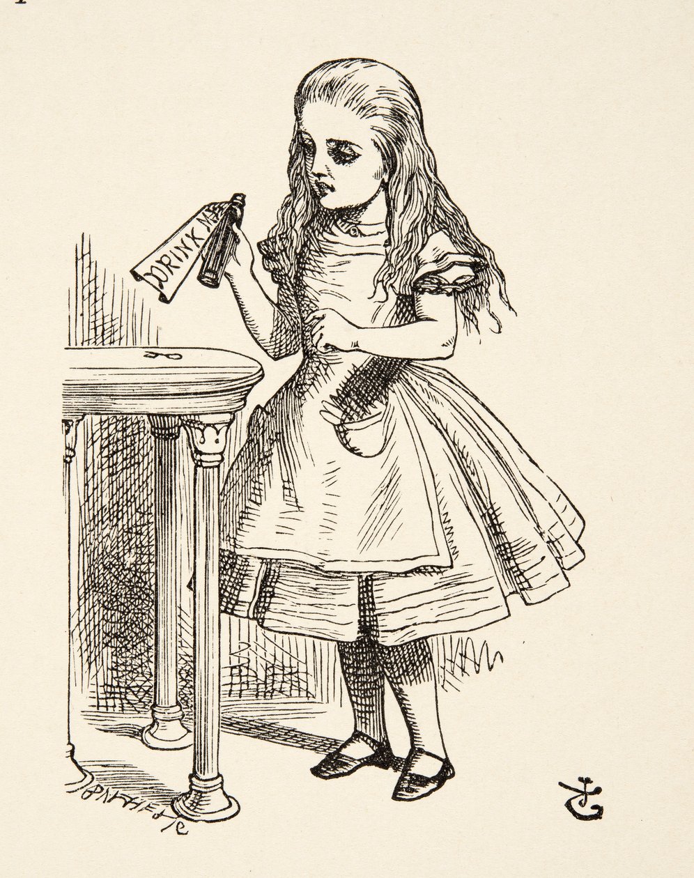 أليس تبحث في زجاجة Drink Me ، من Alices Adventures in Wonderland بقلم لويس كارول (1832-98) ، حانة. 1891 بواسطة جون تينيل