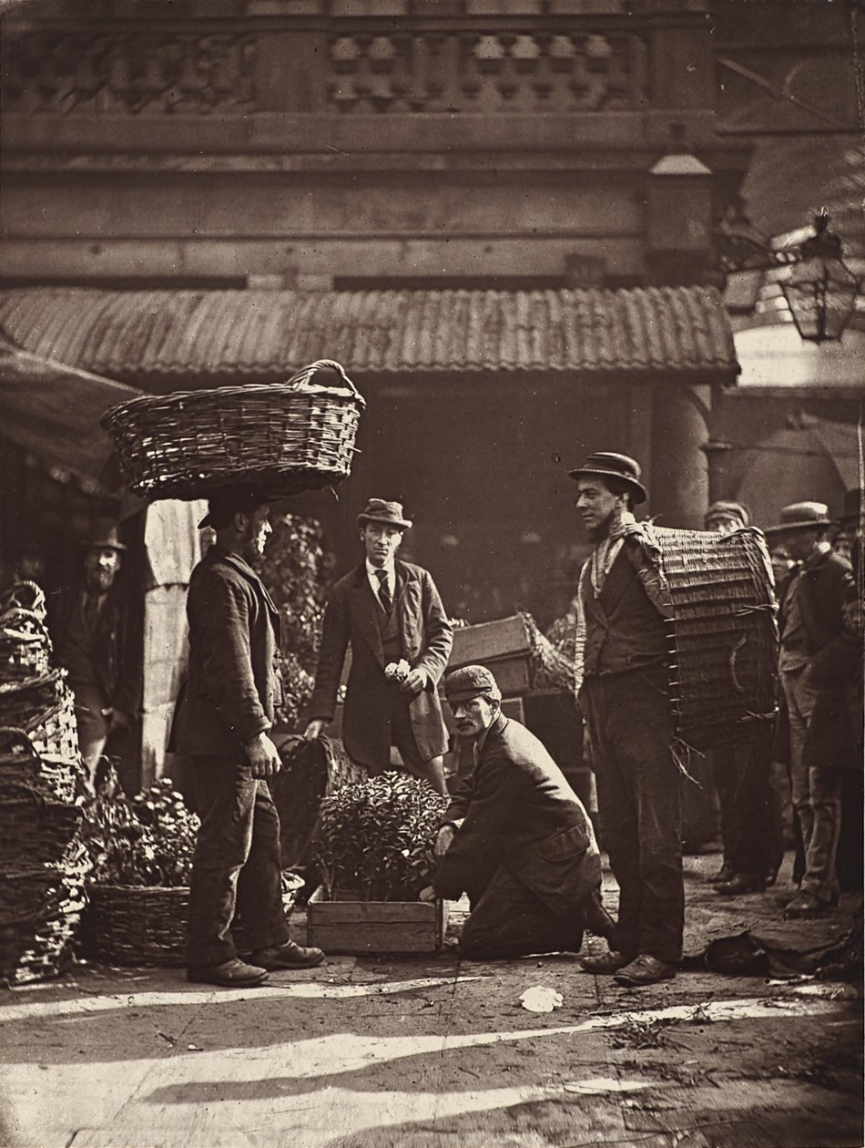 عمال كوفنت جاردن ، 1876 (woodburytype) بواسطة جون طومسون
