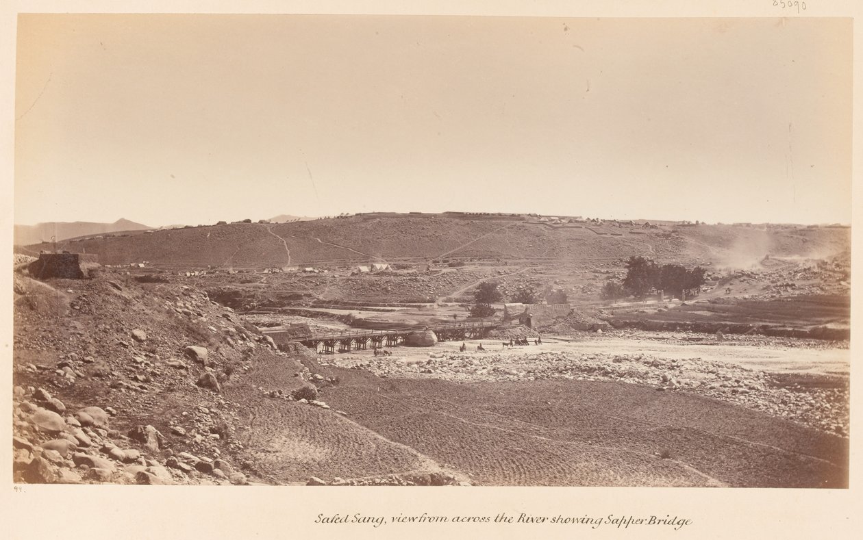 صفد سانغ ، ينظر إليها من عبر النهر تظهر جسر صابر ؟، 1878 حوالي بواسطة جون بورك