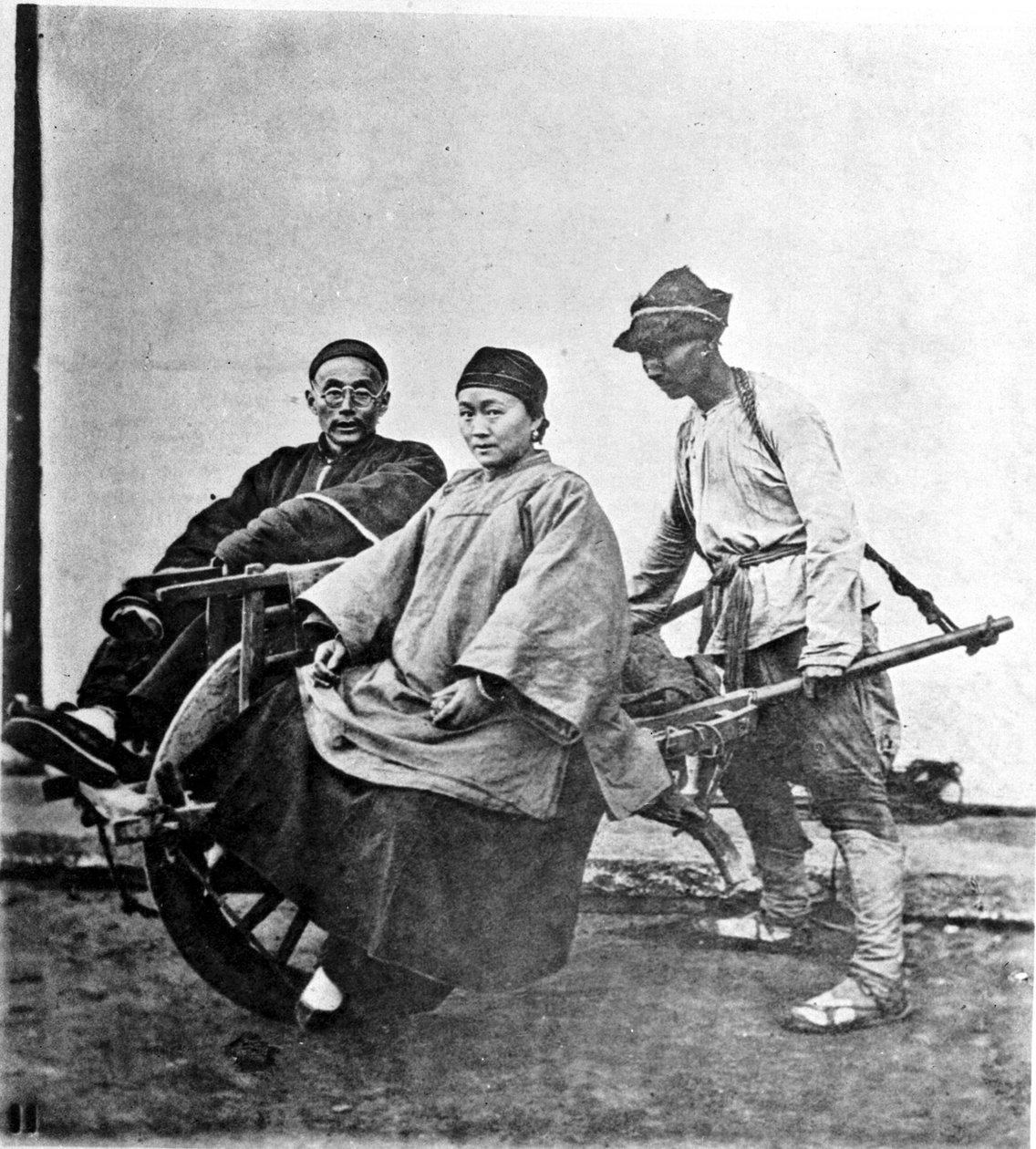 الصين ، عربة الريكاشة ج عام 1870 (صورة) بواسطة جون طومسون