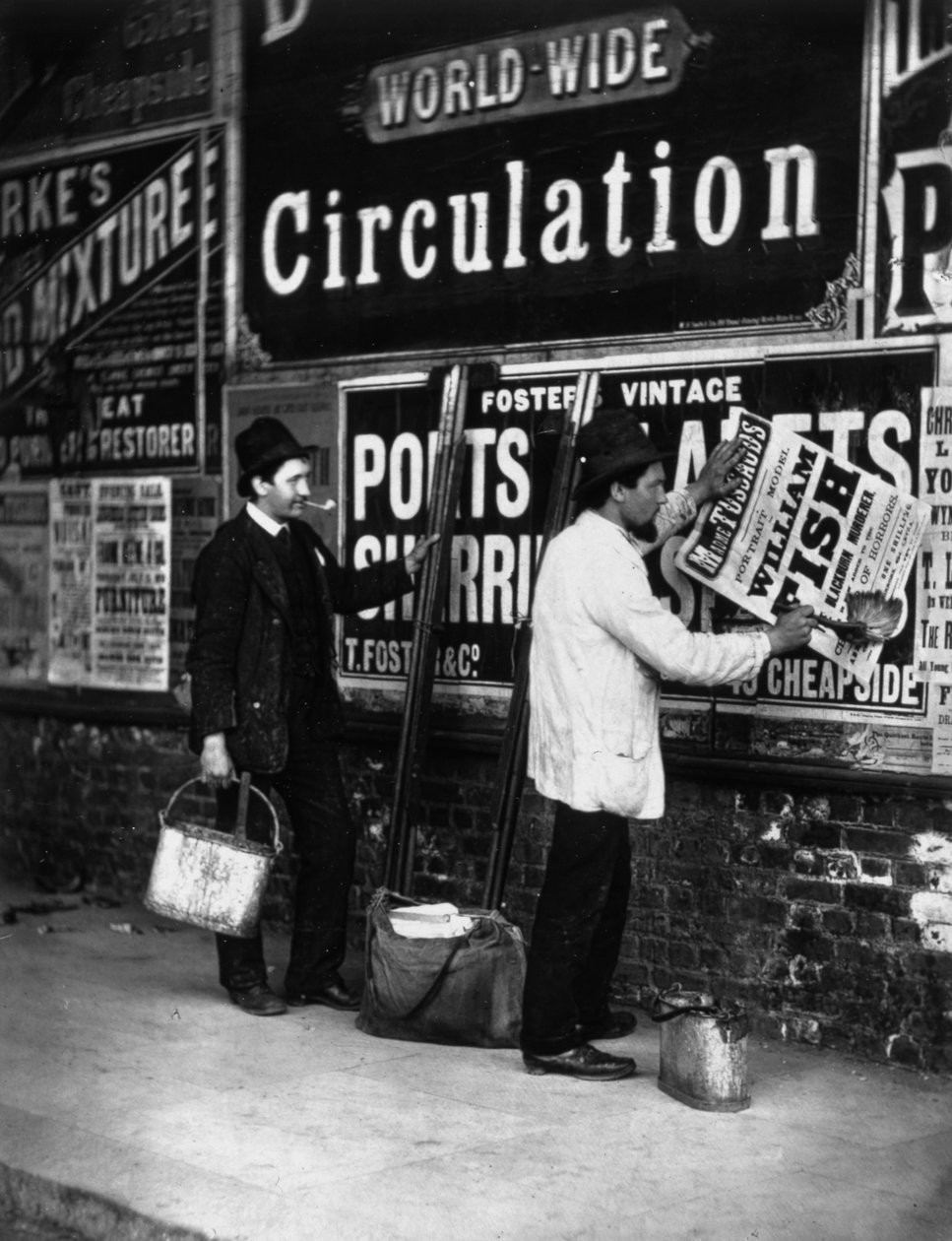 إعلانات الشوارع ، من "Street Life in London" بقلم جيه طومسون وأدولف سميث بواسطة جون طومسون