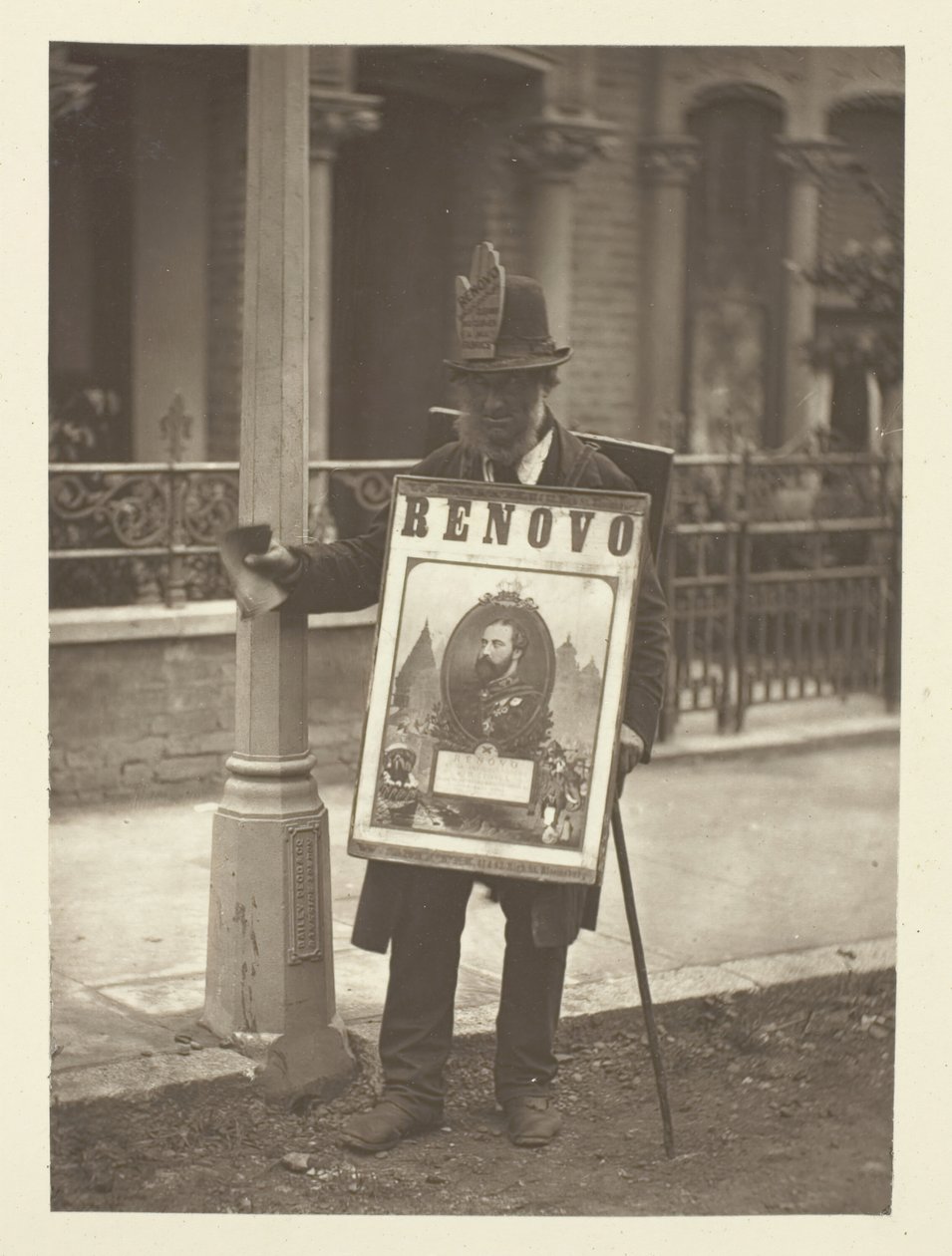 The London Boardmen ، 1881. بواسطة جون طومسون