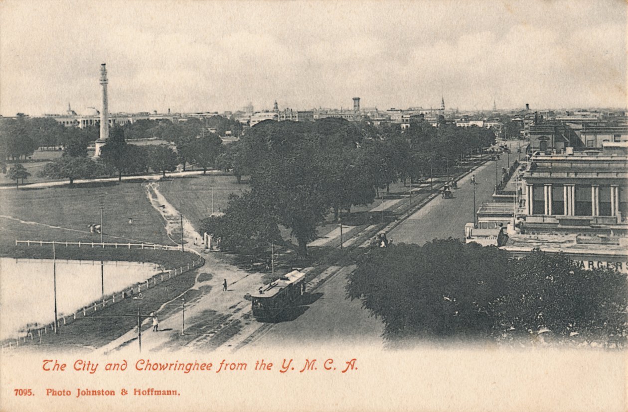 "The City and Chowringhee from the YMCA" ، أوائل القرن العشرين. بواسطة جونستون وهوفمان