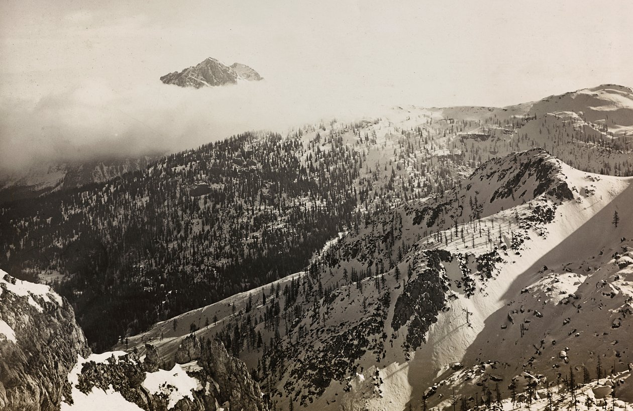 ألبوم "Meine weltkriegs - Erinnerungen South-West Front (Carinthia، Italien، South Tyrol) (حربي العالمية - ذكريات عن الجبهة الجنوبية الغربية في كارينثيا ، إيطاليا ، ترينتينو ألتو أديجي) 31/03/1915 - 12/11 / 1918 - جوزيف زوهليس فيينا ": منظر لجبال بواسطة جوزيف زوهليس