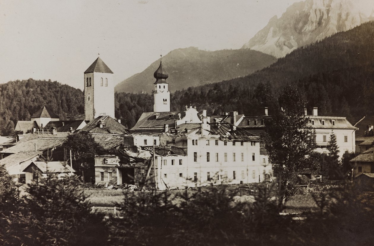 ألبوم "Meine weltkriegs - Erinnerungen South-West Front (Carinthia، Italien، South Tyrol) (حربي العالمية - ذكريات عن الجبهة الجنوبية الغربية في كارينثيا ، إيطاليا ، ترينتينو ألتو أديجي) 31/03/1915 - 12/11 / 1918 - جوزيف زوهليس فيينا ": عرض دوبياك بواسطة جوزيف زوهليس