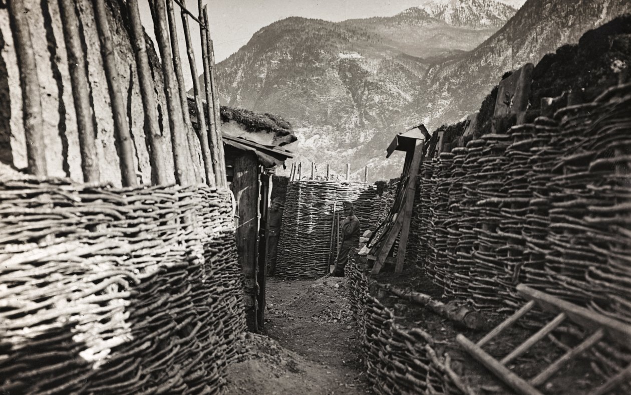 ألبوم "بلدي الحرب العالمية - ذكريات الجبهة الجنوبية الغربية (كارينثيا ، إيطاليا ، جنوب تيرول) (حربي العالمية - ذكريات الجبهة الجنوبية الغربية في كارينثيا ، إيطاليا ، ترينتينو ألتو أديجي) 31/03 / 1915-12 / 11 / 1918 - جوزيف زوهليس فيينا ": خندق (ص بواسطة جوزيف زوهليس