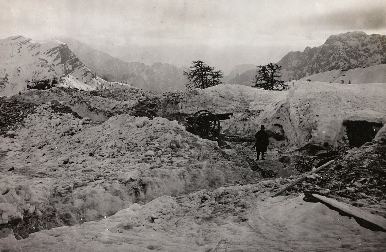 ألبوم "Meine weltkriegs - Erinnerungen South-West Front (Carinthia، Italien، South Tyrol) (حربي العالمية - ذكريات عن الجبهة الجنوبية الغربية في كارينثيا ، إيطاليا ، ترينتينو ألتو أديجي) 31/03/1915 - 12/11 / 1918 - Josef Zohles Wien ": خنادق في ثل بواسطة جوزيف زوهليس