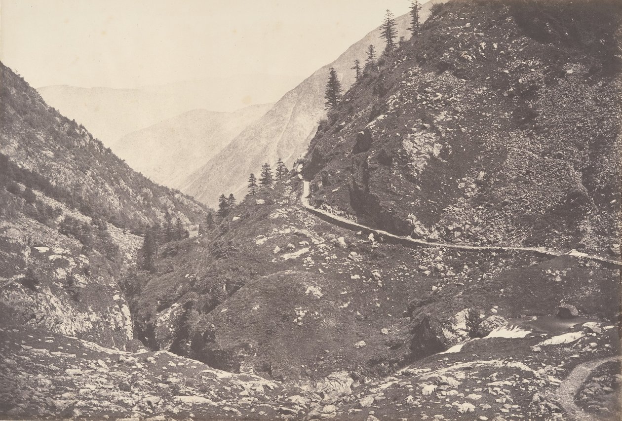 تم التقاط Gorge d'Astos أثناء عودته من Lac d'Oo ، Luchon ، 1853. بواسطة جوزيف فيجييه