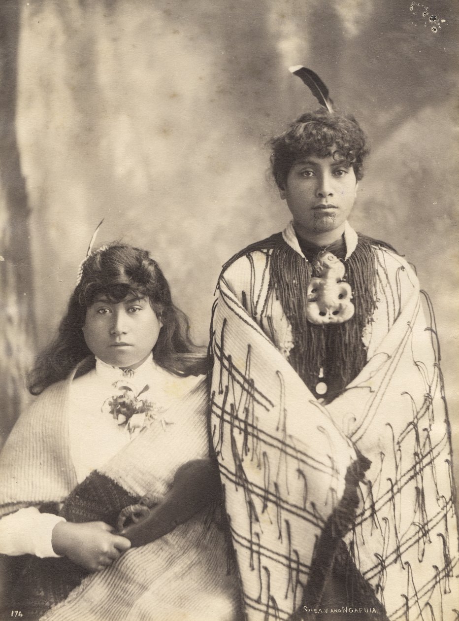 سوزان ونغابويا ، حوالي 1900 (طباعة زخرفية) بواسطة يوشيا مارتن