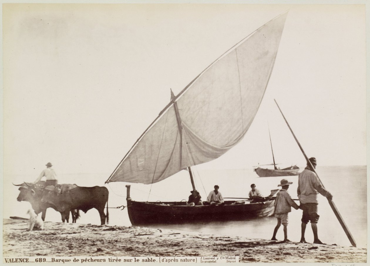 Ossen Trekken vissersboot het strand op في فالنسيا فالنس. - قارب صيد مرسوم على الرمال. (من الطبيعة) (العنوان على الكائن) بواسطة خوان لوران