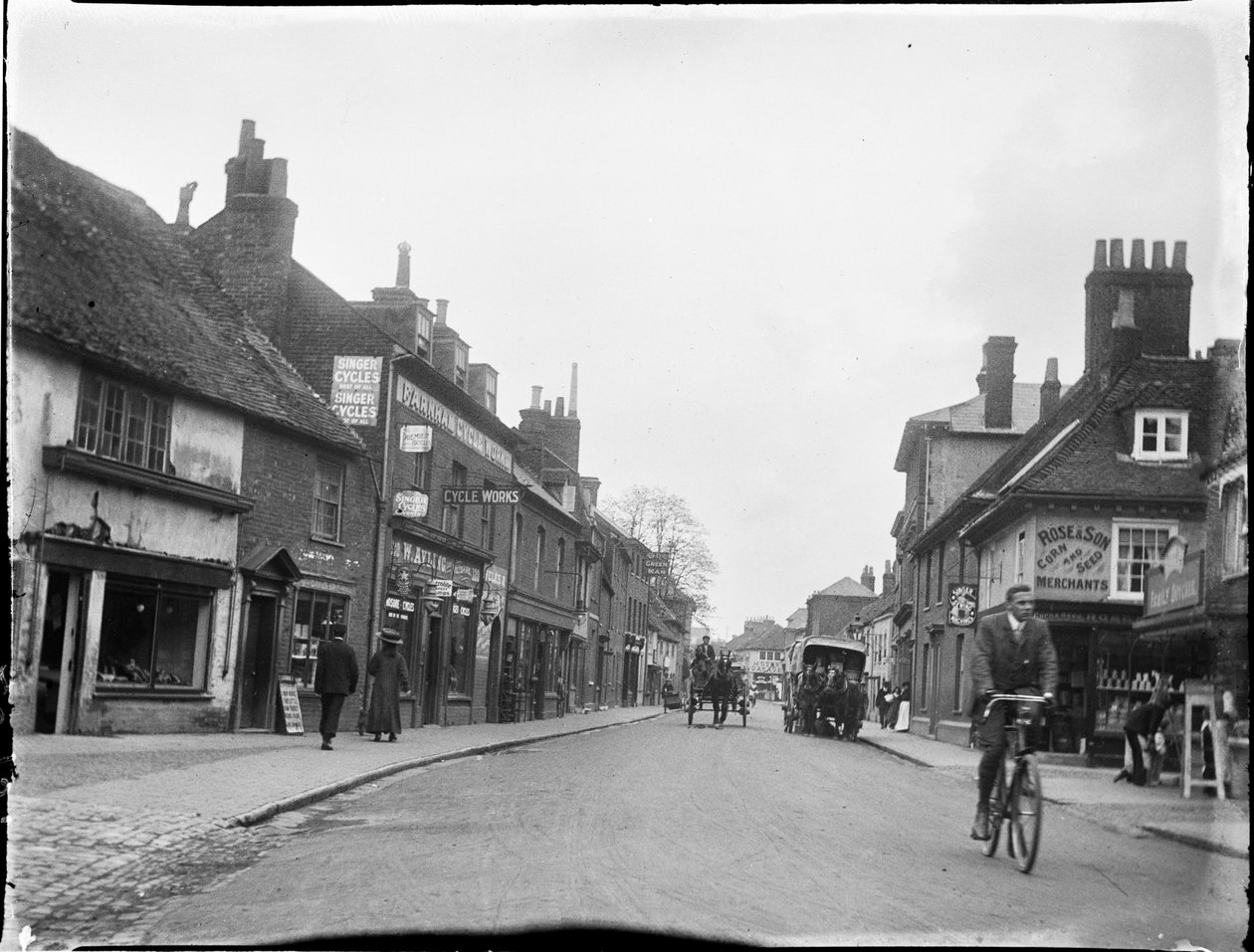 East Street، Farnham، Waverley، Surrey، 25/05/1909 (b / w photo) بواسطة كاثرين جان ماكفي