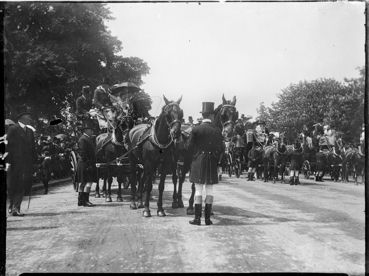 هايد بارك ، مدينة وستمنستر ، لندن ، 27/04/1905 (b / w photo) بواسطة كاثرين جان ماكفي