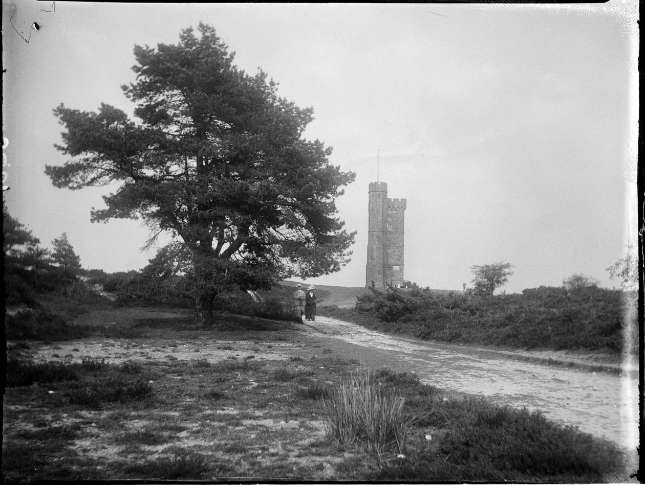 برج ليث هيل، ليث هيل، ووتون، وادي مول، ساري، 25/05/1912 (صورة باللون الأبيض والأسود) بواسطة كاثرين جان ماكفي