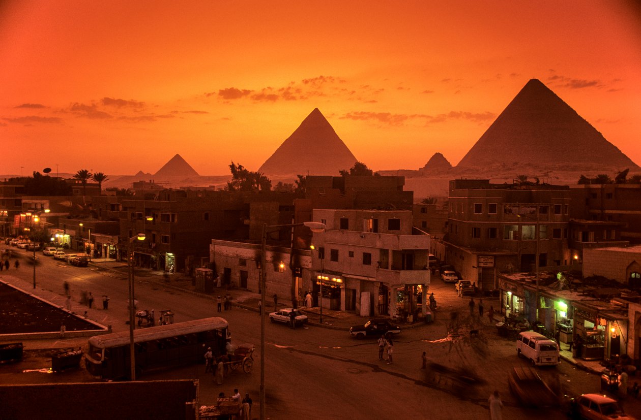  بواسطة كينيث جاريت
