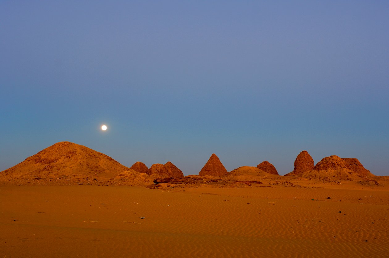  بواسطة كينيث جاريت