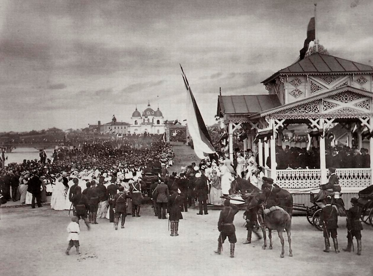 تساريفيتش نيكولاس من روسيا في نوفوتشركاسك ، روسيا ، 1891. بواسطة كيسلر