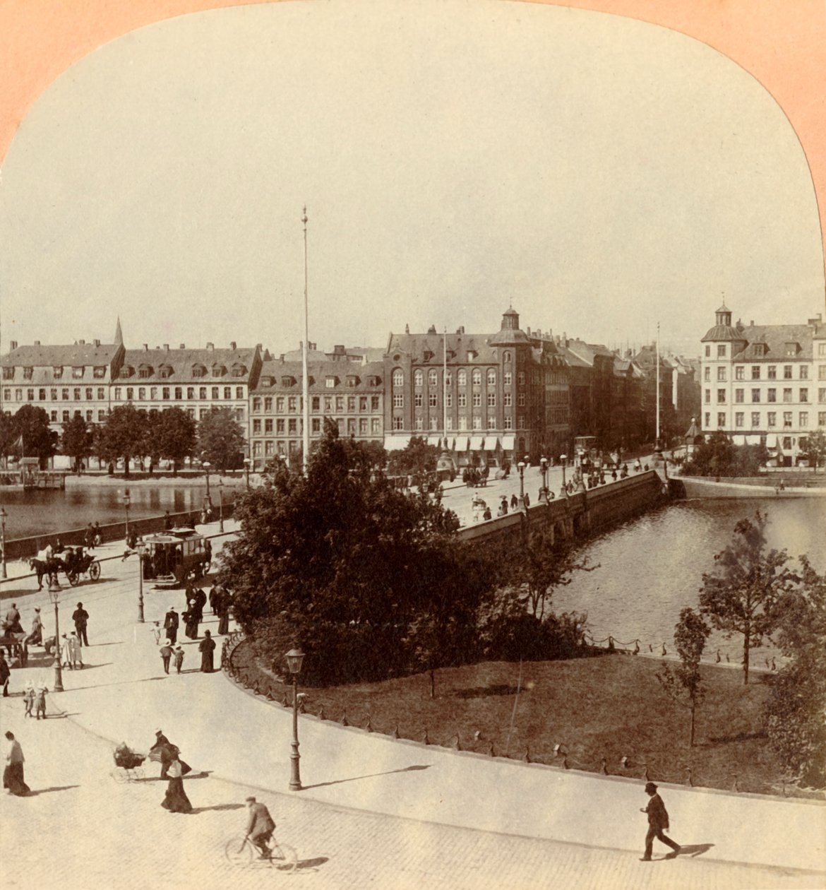 جسر الملكة لويز ، كوبنهاغن ، الدنمارك ، 1901. بواسطة شركة كيستون فيو