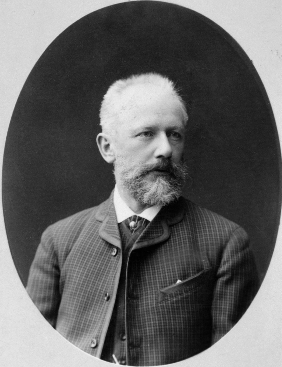 بيتر تشايكوفسكي ، ملحن روسي ، 1880 بواسطة كونستانتين شابيرو