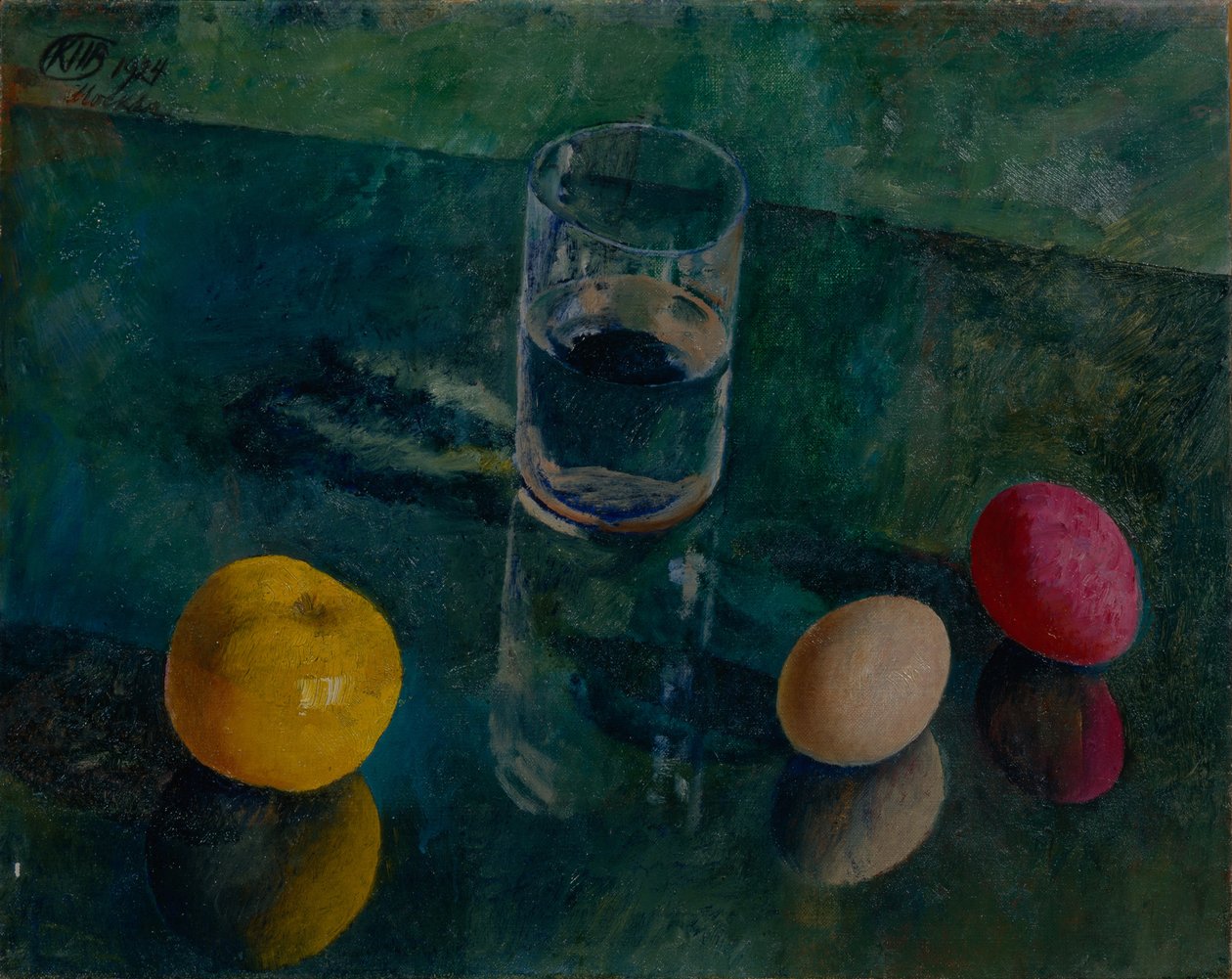 الحياة الساكنة ضد خلفية خضراء ، 1924 بواسطة Kuzma Sergeevich Petrov Vodkin