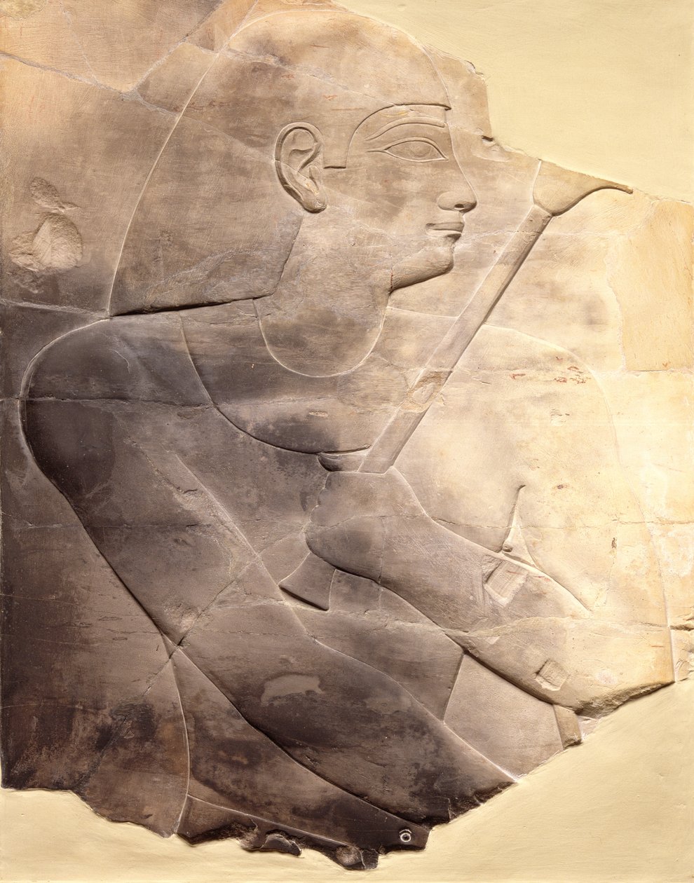 إراحة مسؤول كبير ، ربما من طيبة ، c.670-650 قبل الميلاد (الحجر الجيري) بواسطة العصر المتأخر المصري