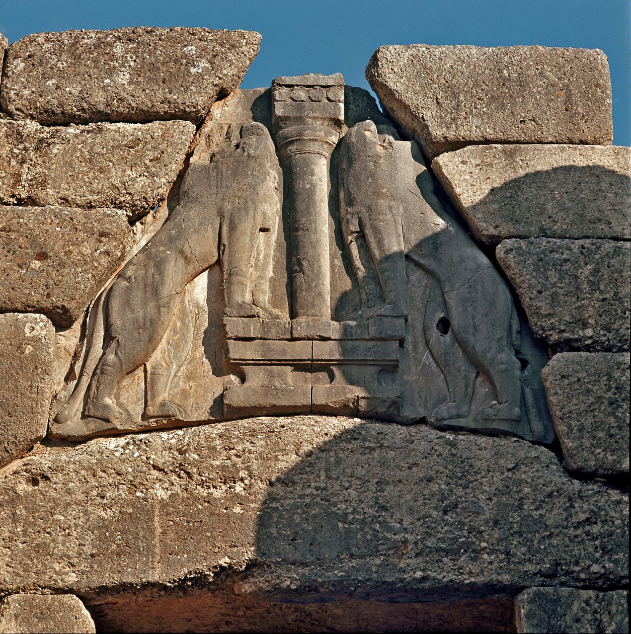 بوابة الأسود: موقع مدينة ميسين القديمة في البيلوبونيز (1500-1100 قبل الميلاد) اليونان بواسطة الفترة الهلادية المتأخرة الميسينية