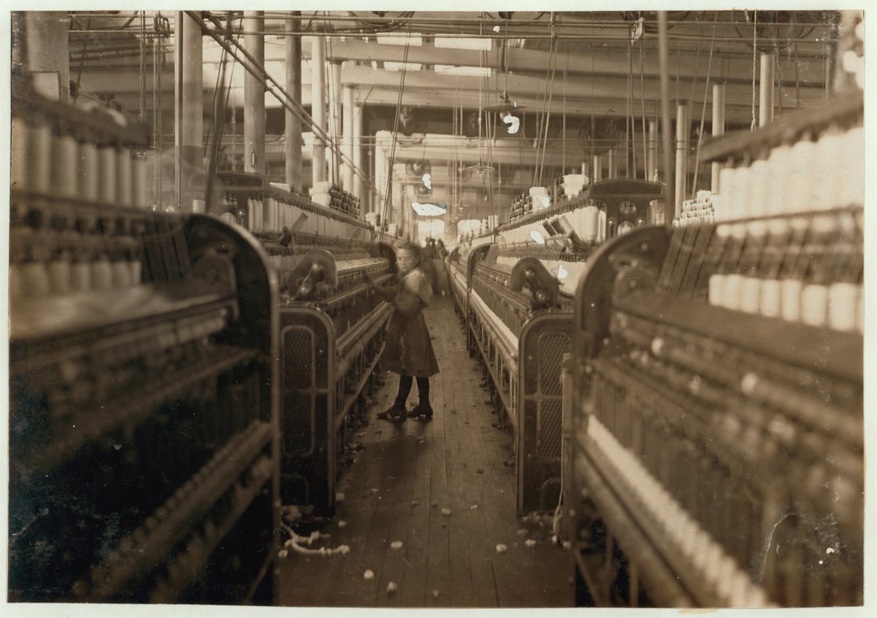 الطفل الدوار في Mollahan Cotton Mills ، نيوبيري ، ساوث كارولينا ، 1908 بواسطة لويس ويكس هاين