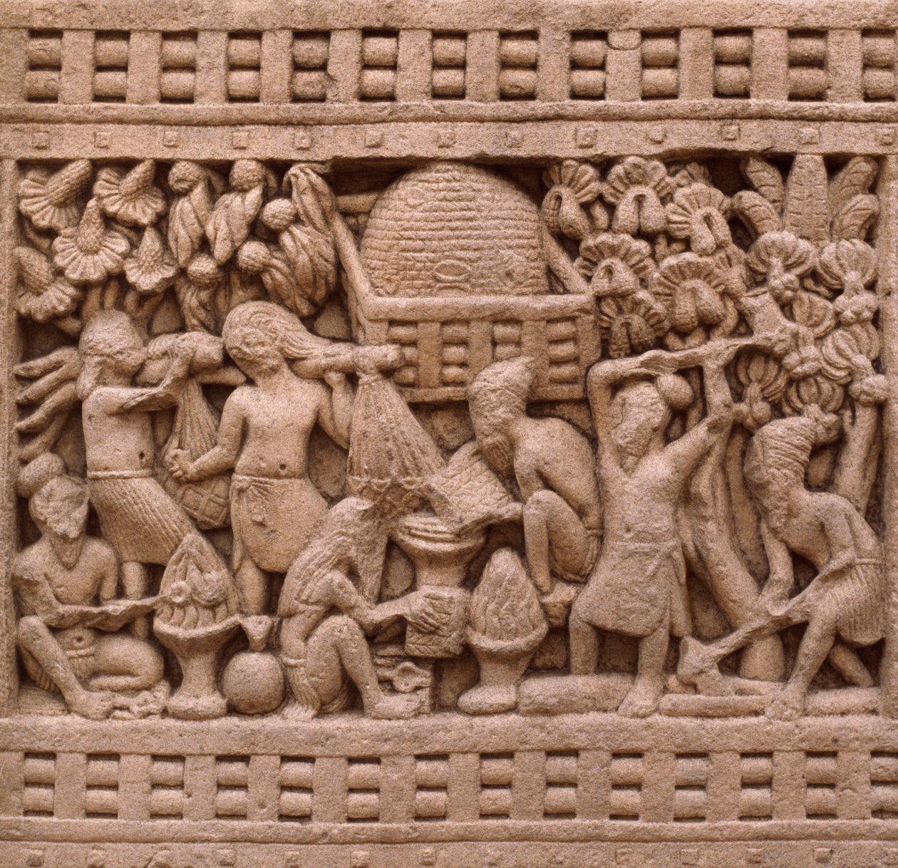 Detail of the east side of the Stupa I in Sanchi (UNESCO World Heritage List بواسطة غير معروف غير معروف