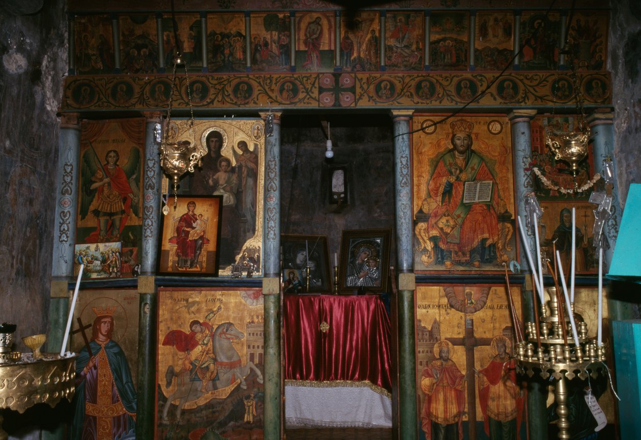 Iconostasis in church of Agia Paraskevi, Anisaraki, Crete, Greece (photo) بواسطة غير معروف غير معروف