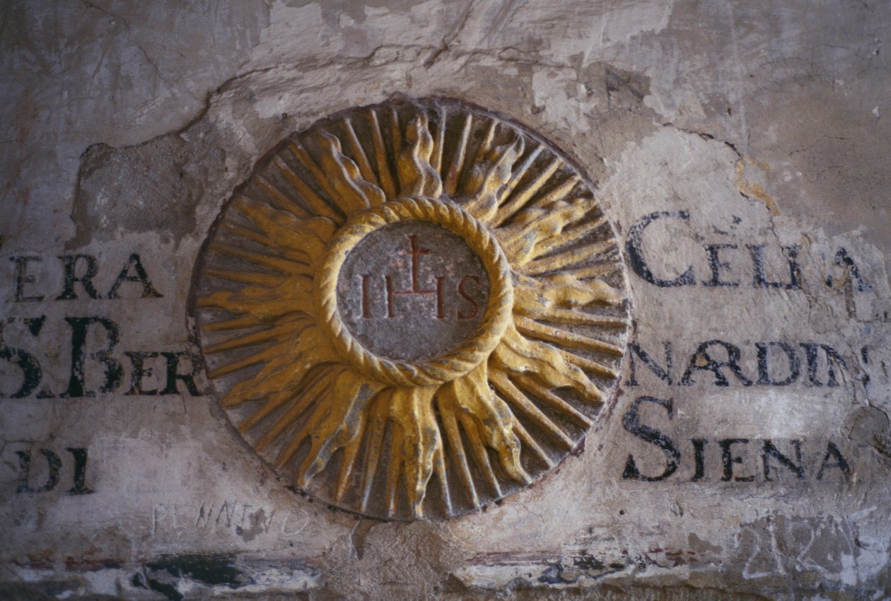 Inscriptions and relief depicting Sun, cell of dormitory of San Bernardino, Saint Francis Convent, Fiesole, Tuscany, Italy بواسطة غير معروف غير معروف