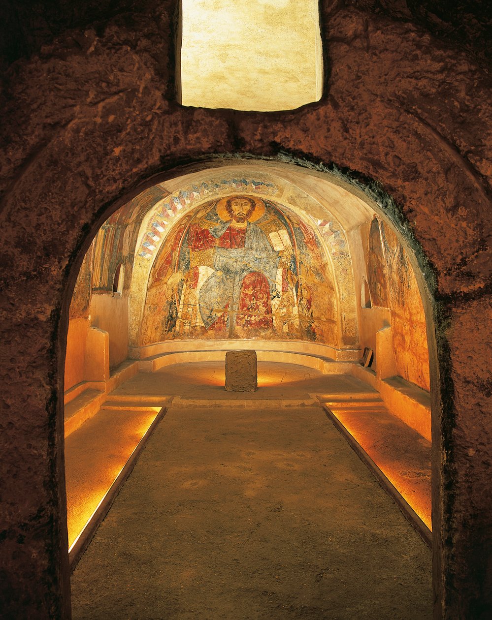 Italy, Apulia, Gravina in Puglia, Rock crypt of San Vito Vecchio Church بواسطة غير معروف غير معروف