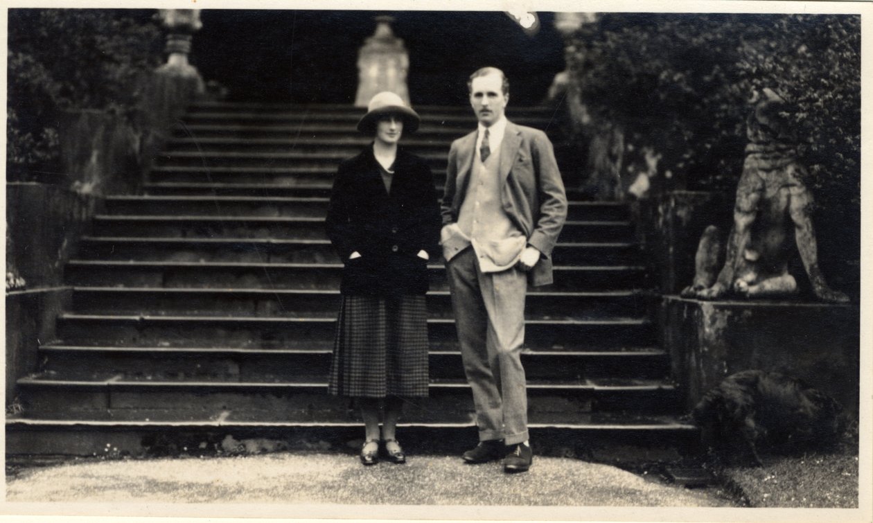 Lady Rachel Cavendish and Viscount Stuart of Findhorn (b/w photo) بواسطة غير معروف غير معروف