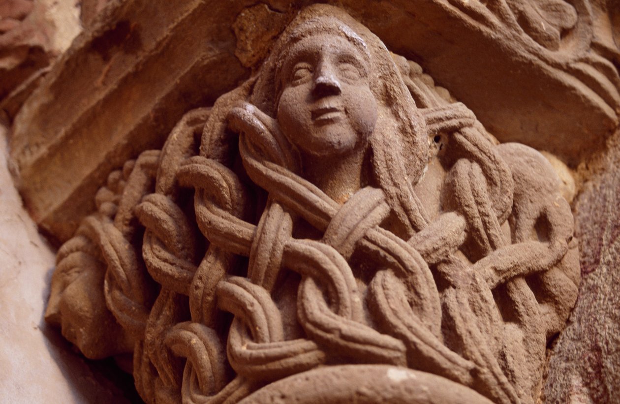 Spain, Navarre, Monastery of the Holy Savior of Leyre, Porta Speciosa, Decorated capital بواسطة غير معروف غير معروف